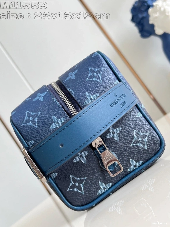 WIS KIT LOCKER DOPP bag-23*13*12CM LOUIS VUITTON 1229